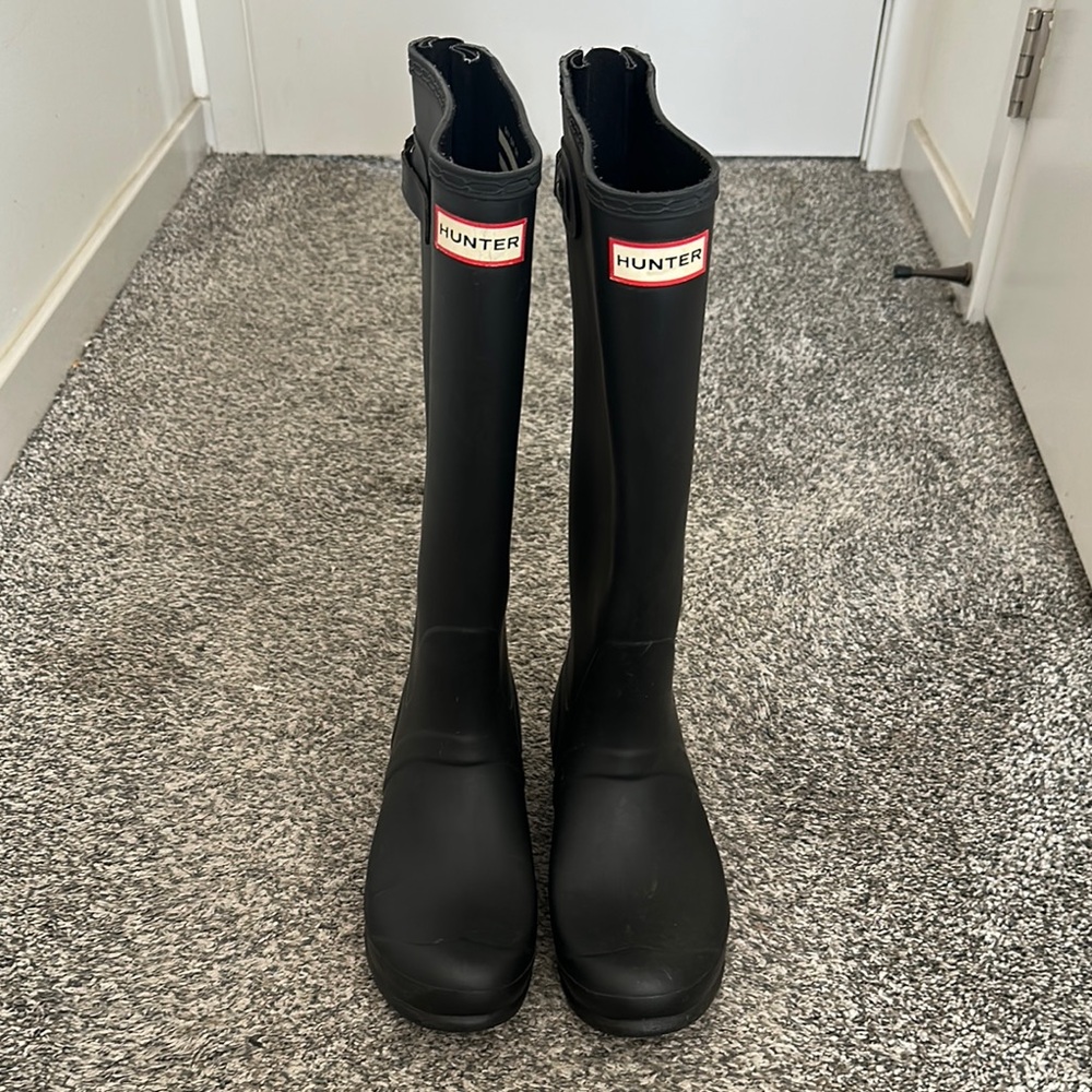 Hunter Black Winter Rain Boots Tall Style